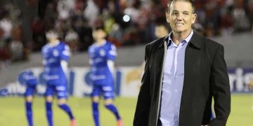 Paulo Roberto Santos é o Novo Treinador do Pouso Alegre F. C.