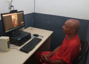Assistente social promove encontro de preso com mãe, após 48 anos de separação 
