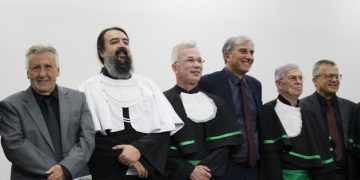 Cerimônia de posse do novo reitor e diretor da Unidade Central da Univás