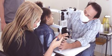 Prefeitura realiza mutirão oftalmológico e atende 82 crianças e adolescentes da Apae