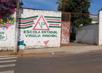 No São Cristóvão briga deixa adolescente ferido após saída da escola