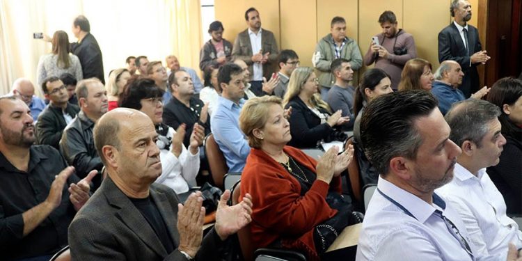 Materiais apreendidos pela Receita Federal são descaracterizados e doados para escolas de Pouso Alegre