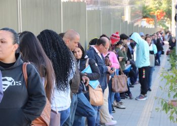 Câmara recebe 300 pessoas em processo seletivo realizado por meio do CAC