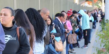 Câmara recebe 300 pessoas em processo seletivo realizado por meio do CAC