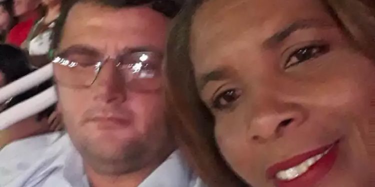 Casal morre asfixiado ao colocar churrasqueira no quarto para se esquentarem