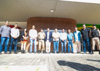 Armas de impulso elétrico são entregues para o 20º Batalhão da Polícia Militar em Pouso Alegre