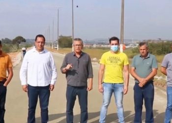 Vereadores de Pouso Alegre acompanham prefeito em obras na Av. Dique 1