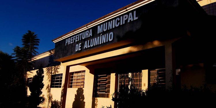 Alta da violência faz cidade de SP decretar toque de recolher depois das 22:00hs