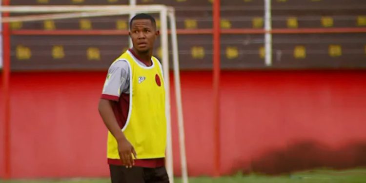 Diego Fumaça é dispensado do Pouso Alegre F. C. “Não faz mais parte do elenco”