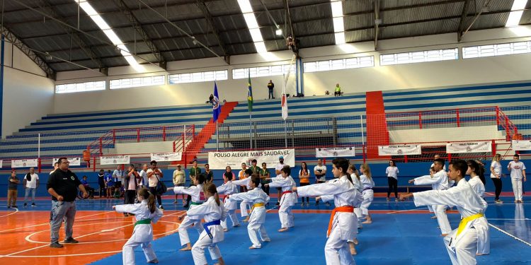 Câmara presta serviço à comunidade durante o Ativa PA no domingo