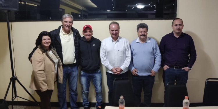 Bilac Pinto declara apoio à pré-candidatura de Rafael Simões ao cargo de Deputado Federal