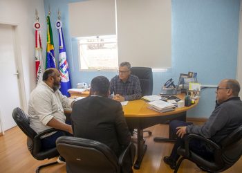 Prefeitura recebe representantes da ACG para assinatura de protocolo de intenções