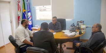 Prefeitura recebe representantes da ACG para assinatura de protocolo de intenções