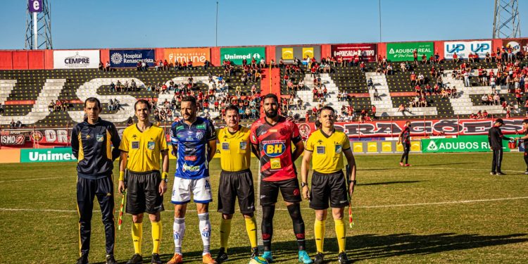 Pouso Alegre F. C. vence e assume liderança do Grupo 6