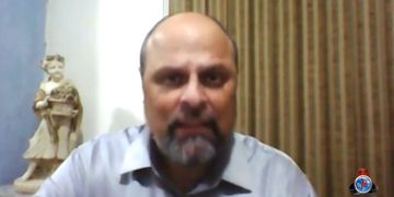 Programa Delanne Lavarini, Nº 100 – “Deus tem estradas, onde o mundo não tem caminhos”