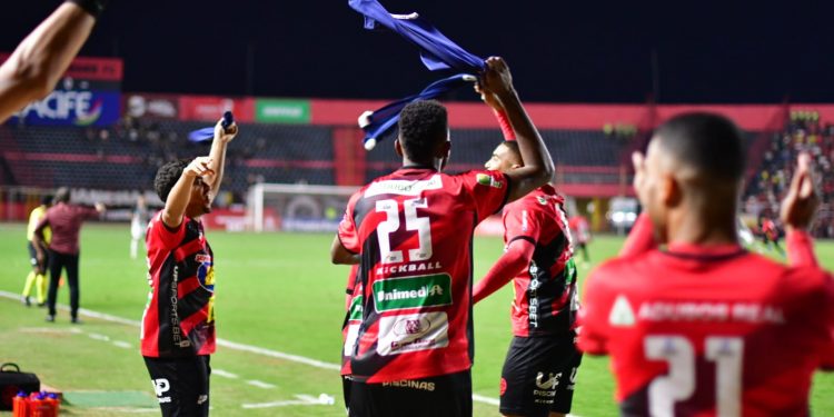 Pouso Alegre Futebol Clube sobe e agora mira o título da D