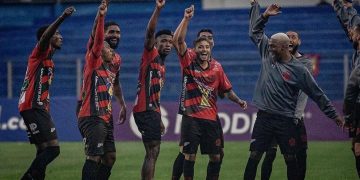 PAFC com raça e com coração empata com Paraná