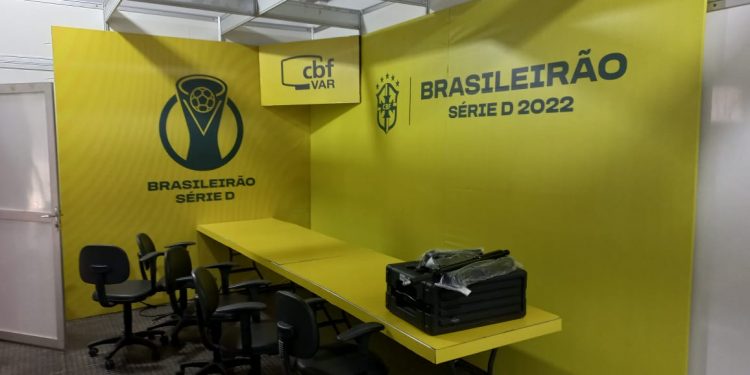 Instalada no Manduzão cabine de VAR para jogo decisivo entre Pouso Alegre e Asa