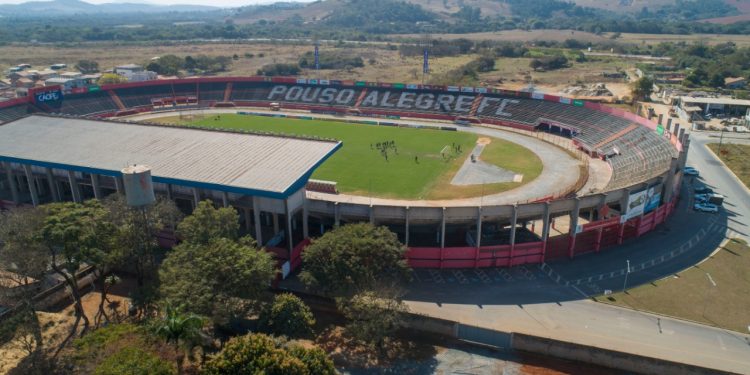 Confira como fica o trânsito e as linhas especiais de ônibus para o jogo do Pousão neste sábado (27)