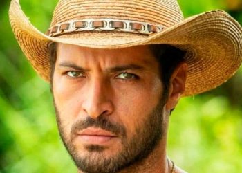 Ator de ‘Pantanal’ Leandro Lima capota com carro no ‘Rally dos Sertões