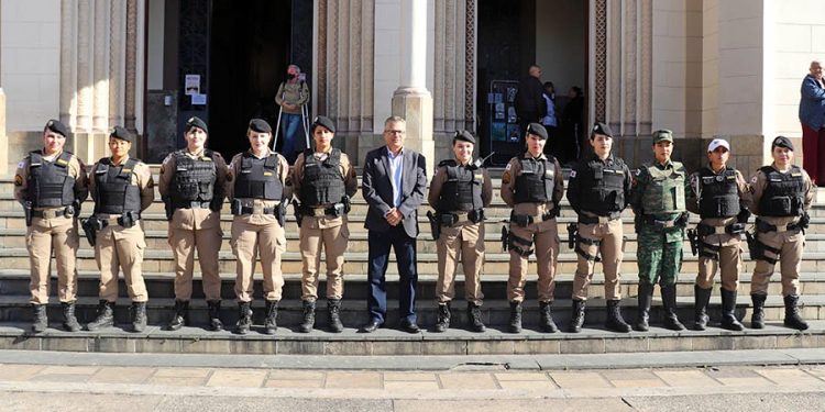 Ato Cívico marca abertura da Semana da Pátria em Pouso Alegre