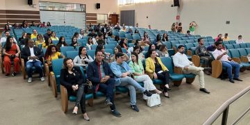 Câmara de Pouso Alegre recebe I Encontro Municipal de Prevenção ao Suicídio