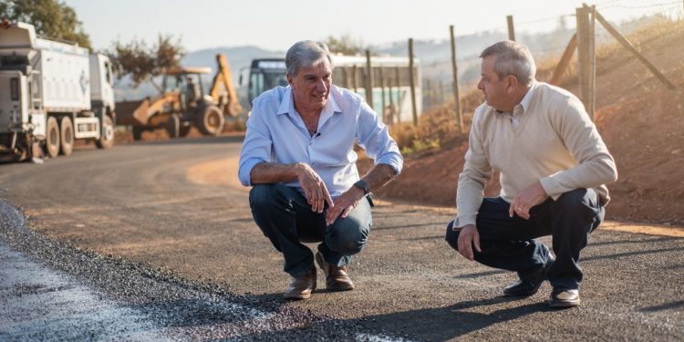Rafael Simões quer levar mais desenvolvimento à zona rural de MG