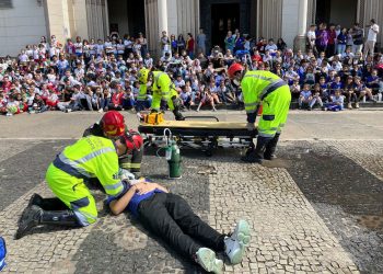 Simulação de primeiros socorros marca as atividades da Semana Nacional do Trânsito