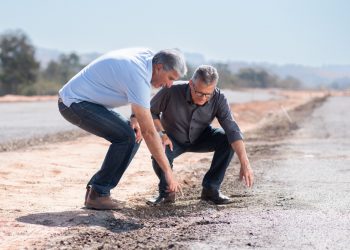Rafael Simões comemora o avanço da obra da Avenida Faisqueira