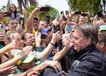 Bolsonaro visita Poços de Caldas para último ato de campanha no Sul de Minas