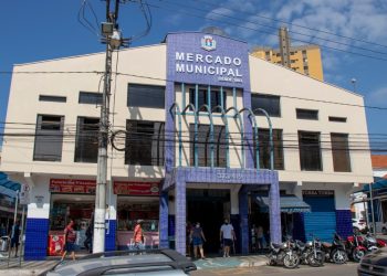 Veja o que abre e fecha no feriado de 12 de outubro