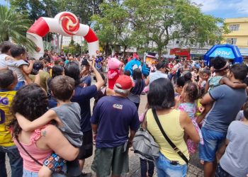 Festival da Alegria reúne cerca de 4 mil pessoas na Praça Senador José Bento