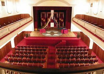 80 alunos da Escola Dom Otávio se apresentam em Show de Talentos