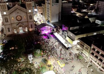 Prefeitura de Pouso Alegre realiza Parada Natalina com atrações para toda família