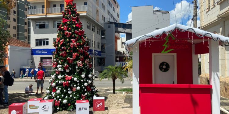 Árvore Mágica solidária é atração do Natal de Pouso Alegre