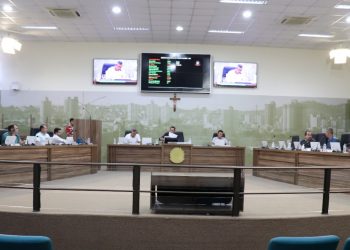 Vereadores aprovam projeto que viabiliza regularização fundiária