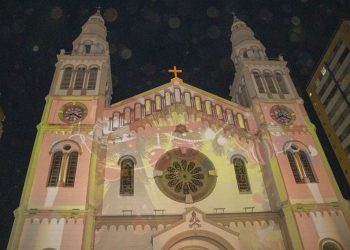 Prefeitura de Pouso Alegre realiza Parada Natalina com atrações para toda família