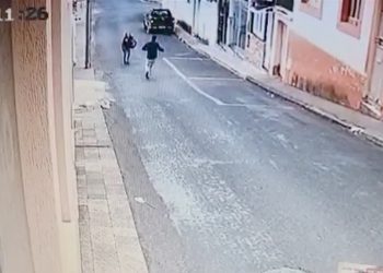 Em Campestre mulher é esfaqueada pelo ex-marido – veja o vídeo