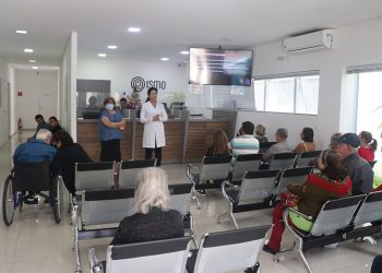 Prefeitura de Pouso Alegre entrega 70 aparelhos auditivos a pacientes