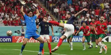 França joga recuada, ganha de Marrocos e vai enfrentar Argentina na final da Copa