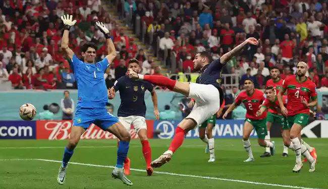 França joga recuada, ganha de Marrocos e vai enfrentar Argentina na final da Copa