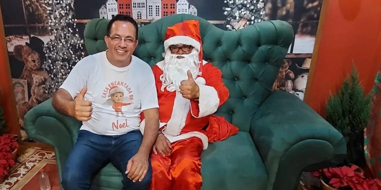 Presidente da Câmara de Pouso Alegre participa da abertura oficial da Casa do Papai Noel