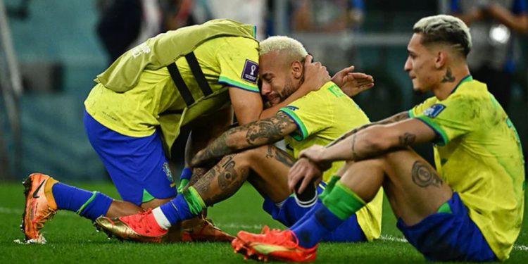 Brasil eliminado: Tite é uma vergonha e Neymar um foguete molhado