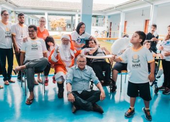 Prefeitura de Pouso Alegre entrega presentes a 203 crianças da APAE