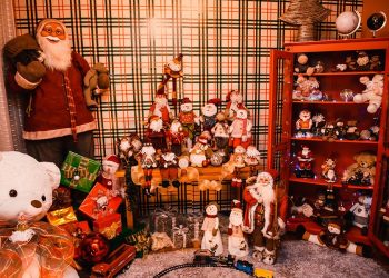 Casa Encantada de Noel é oficialmente inaugurada