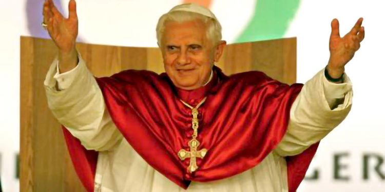 Autoridades católicas lamentam morte do Papa Emérito Bento XVI