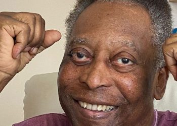 Pelé não responde mais à quimioterapia e está em cuidados paliativos