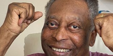 Pelé não responde mais à quimioterapia e está em cuidados paliativos