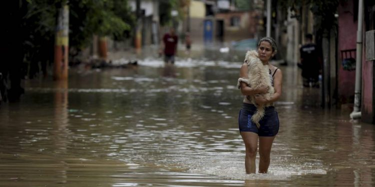 Prefeitura de Pouso Alegre informa população sobre medidas tomadas devido ao grande volume de chuvas