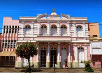 “Duas Sonatas para viola e Piano de Brahms” são apresentadas no Teatro nesta sexta-feira (2)